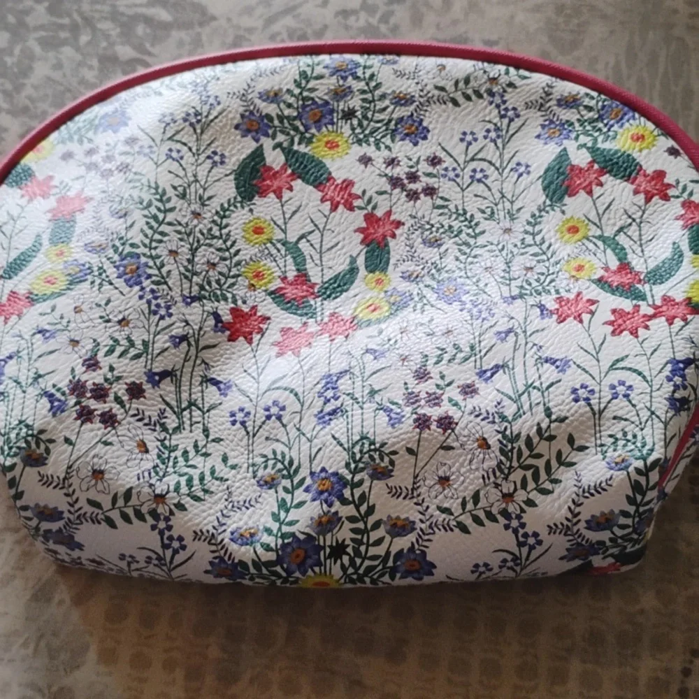 Tahari Cosmetic Bags
